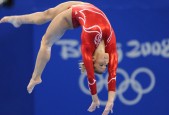 Yabo Sports-同日四大爆点，步行者外线风暴、西汉姆手感冰冻、辽宁更衣室惊雷、三线奇景
